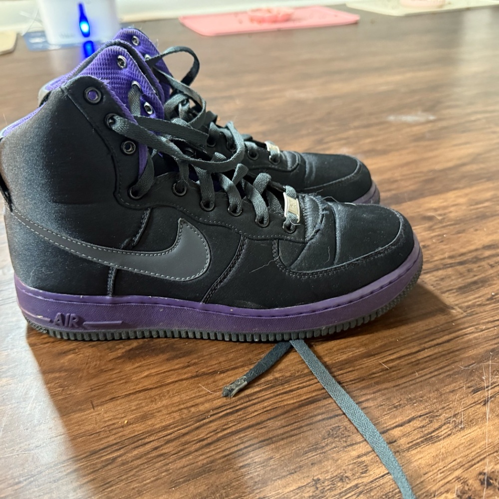 Nike Air Force 1 High Black Purple Women’s Size 9.5 Velvety Finish